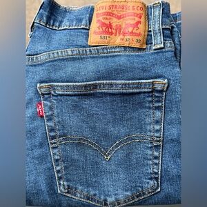 Levi's Classic Blue 531 JEANS in good condition. Size 32/32.